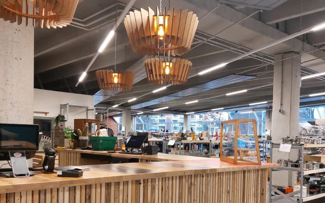 GoudGoed kringloop opent vernieuwde winkel aan Paterswoldseweg